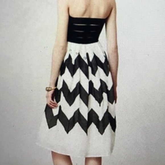 Anthropologie / Liefnotes Black and White Chevron Strapless Party Dress sz 0 - Picture 9 of 9